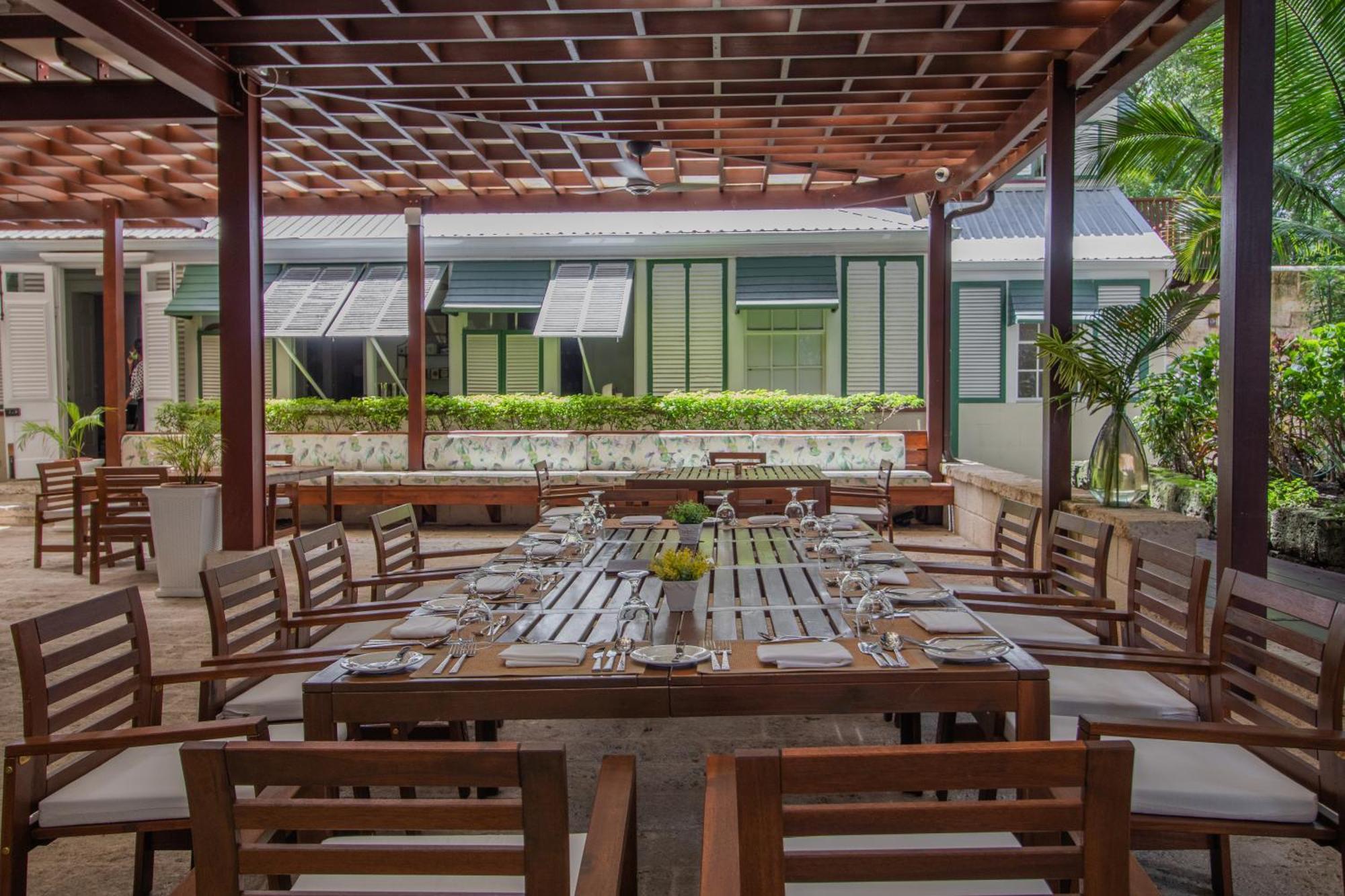 Sweetfield Manor Ξενοδοχείο Μπριτζτάουν Εξωτερικό φωτογραφία