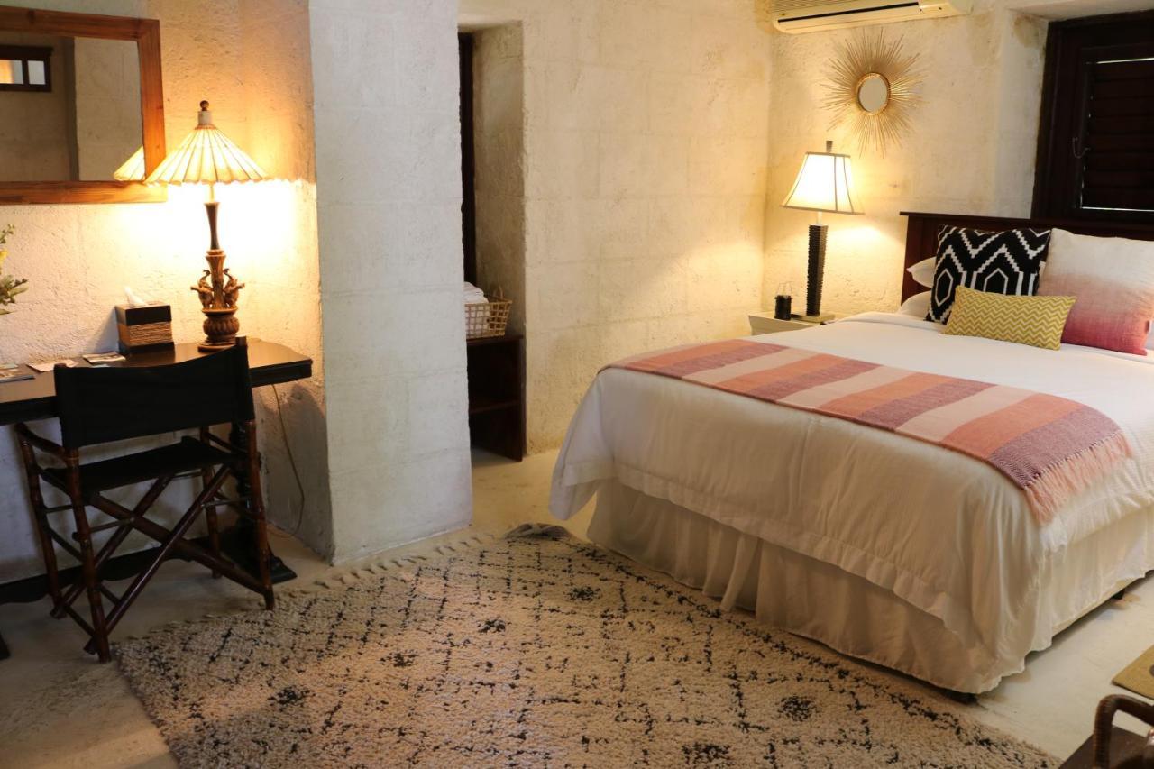 Sweetfield Manor Ξενοδοχείο Μπριτζτάουν Εξωτερικό φωτογραφία